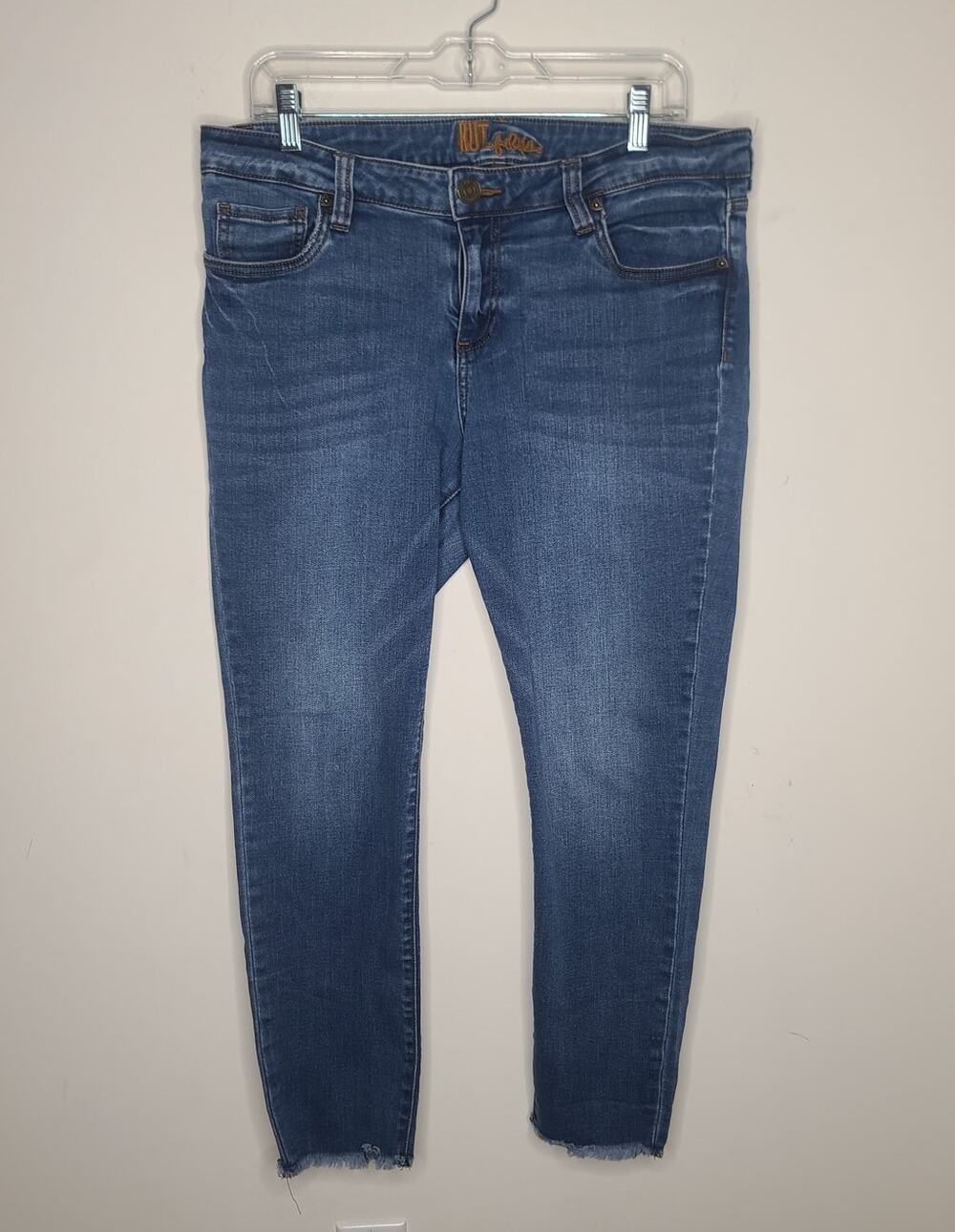 Kut from the Kloth raw hem cropped capri blue jeans - 14